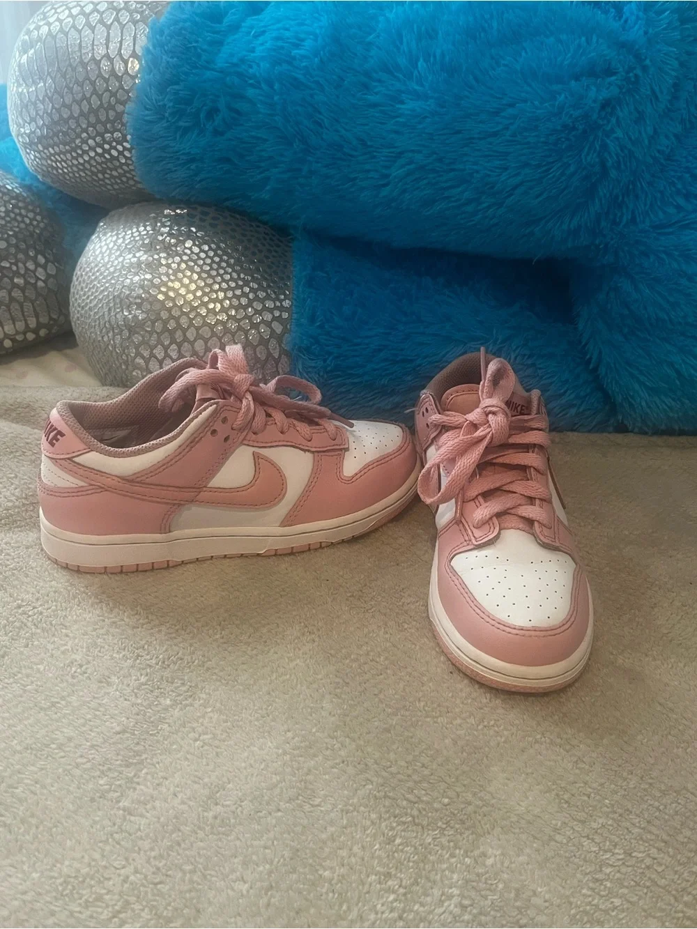 Nike low top